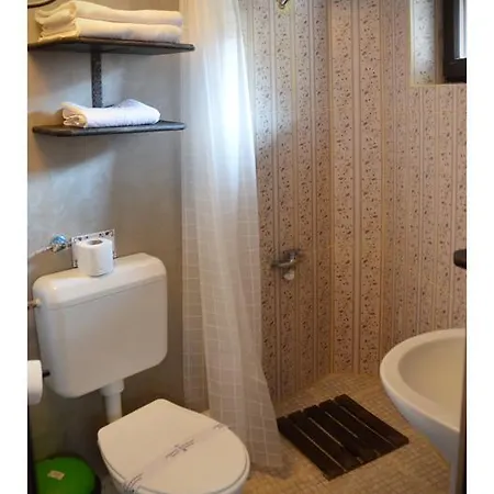 Pensiunea Bia Papadia 3* Биказ